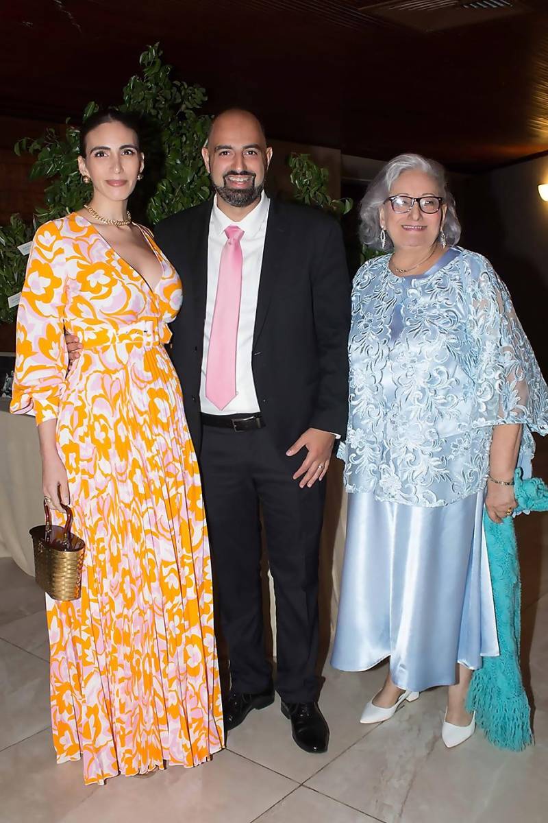 Jazmín y Juan Carlos con Leyla Handal