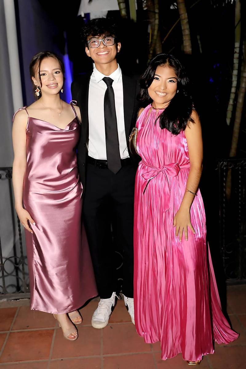 Daniela Trochez, Daniel Pocasangre y Esther Romero