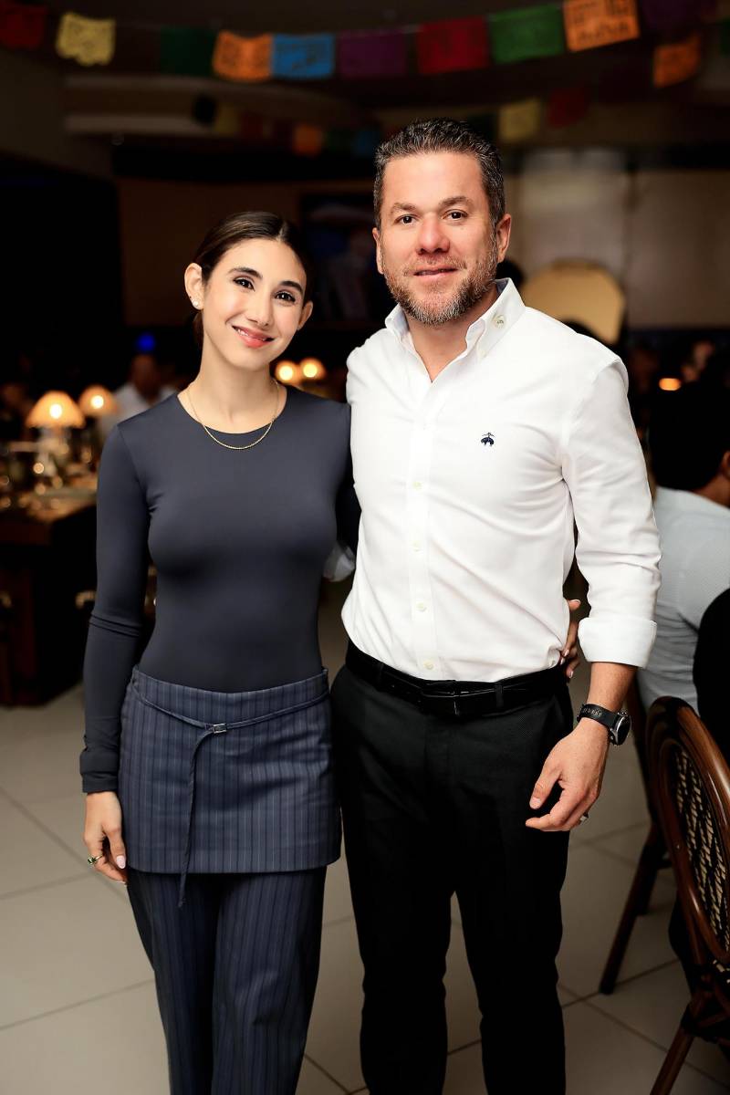 Issabella y Roger Valladares.