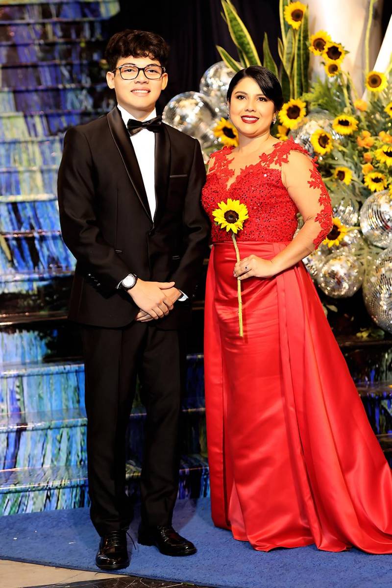 Carlos Alfaro y Thelma Vásquez. 