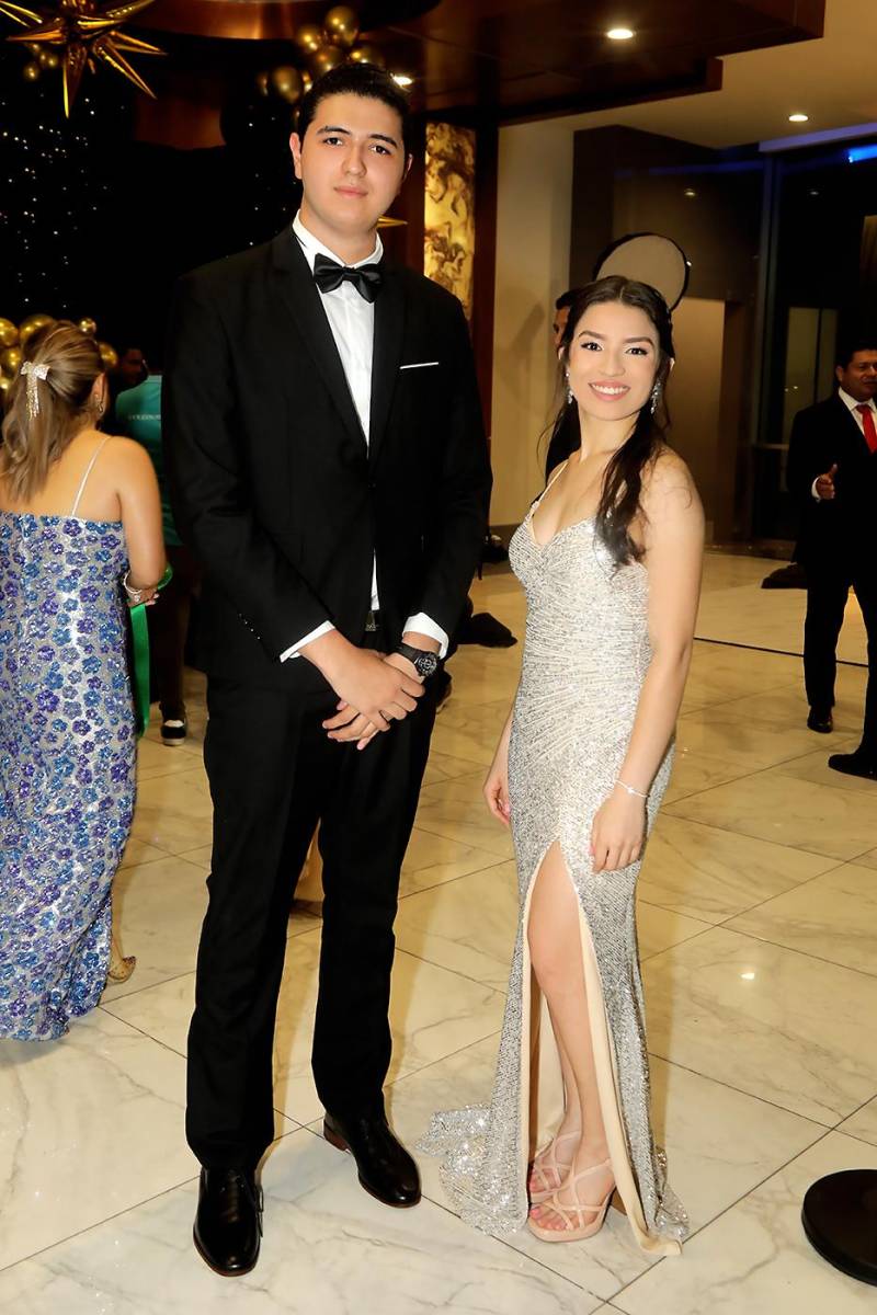 Alfredo Mendoza y Sidny Medina.