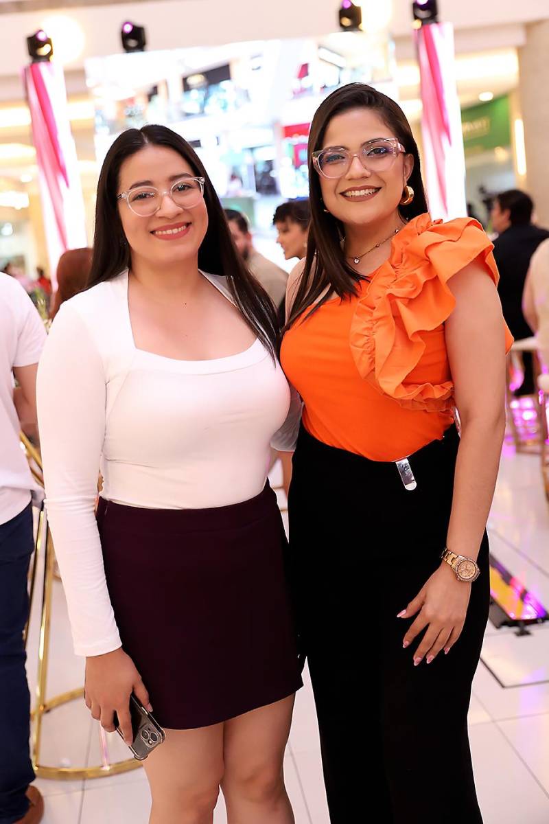 Guapas MakeUp lanza MOIRA en Honduras