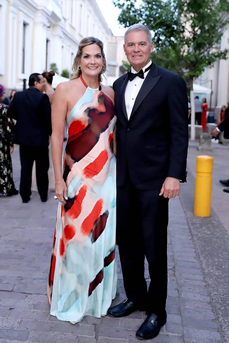 Así fue la boda eclesiástica de Ivana Lagos y Jacobo Waincier Canahuati