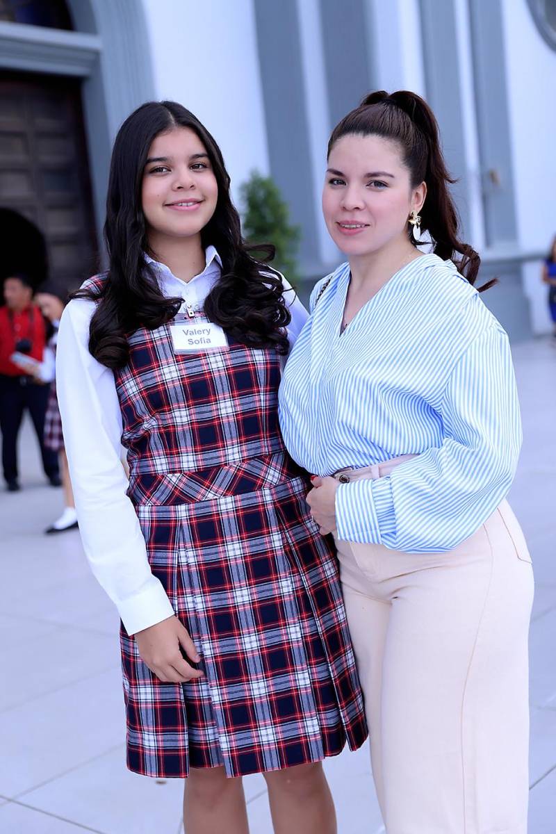 Valery Hernández y Melissa Dacosta Valery Hernández y Melissa Dacosta