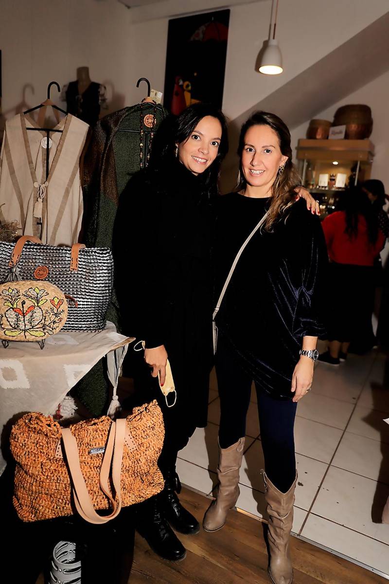 Adriana Callejas y Gabriela Zelaya