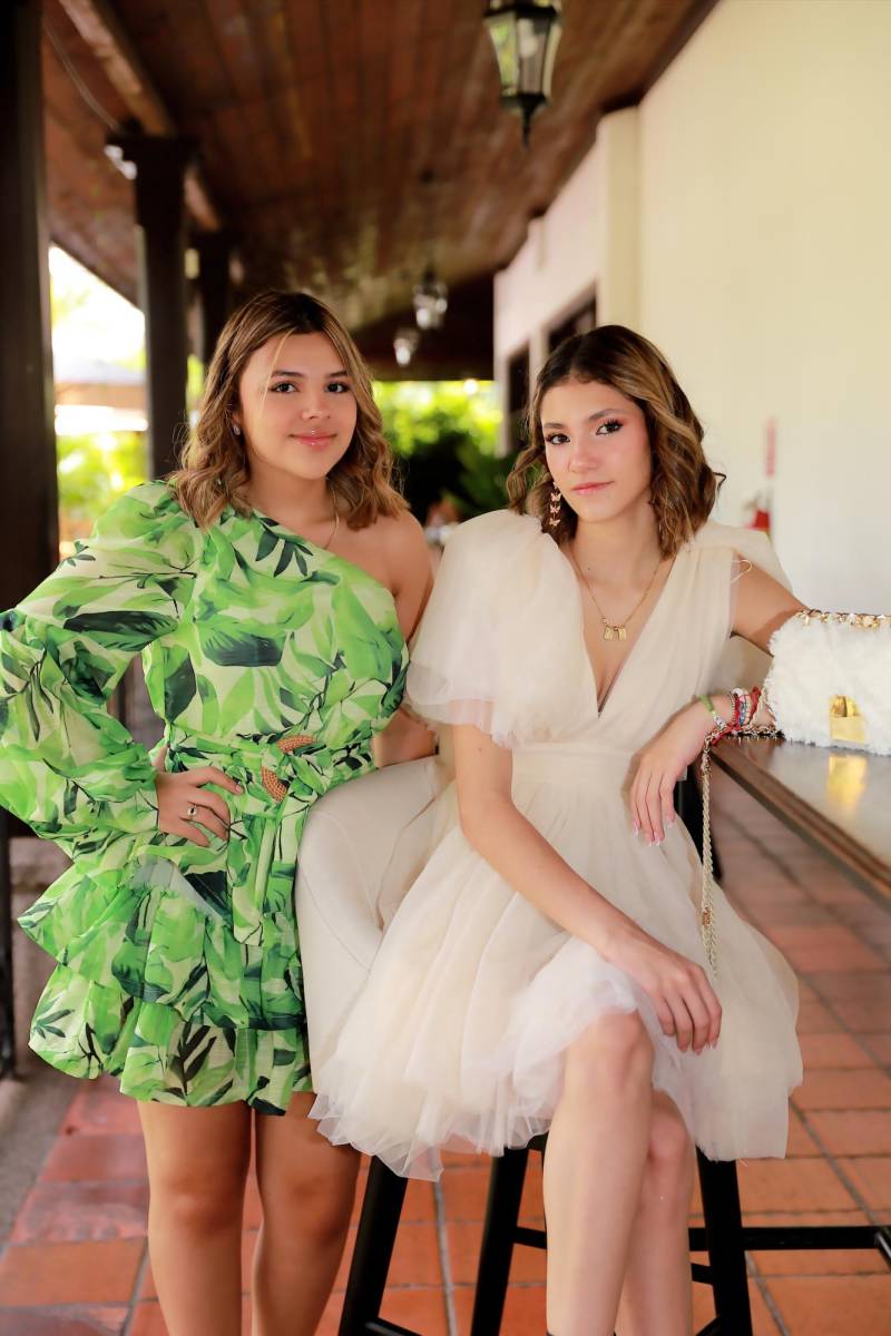 Valeria Gonzáles y Andrea Cáceres.