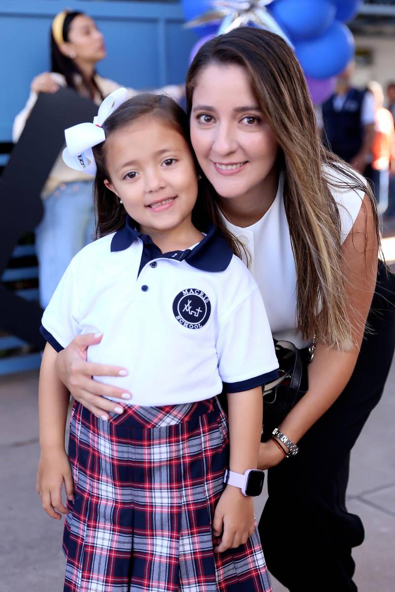 First Day of First Grade de Macris School