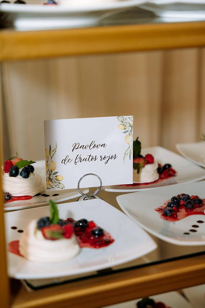 Pavlova de frutos rojos.