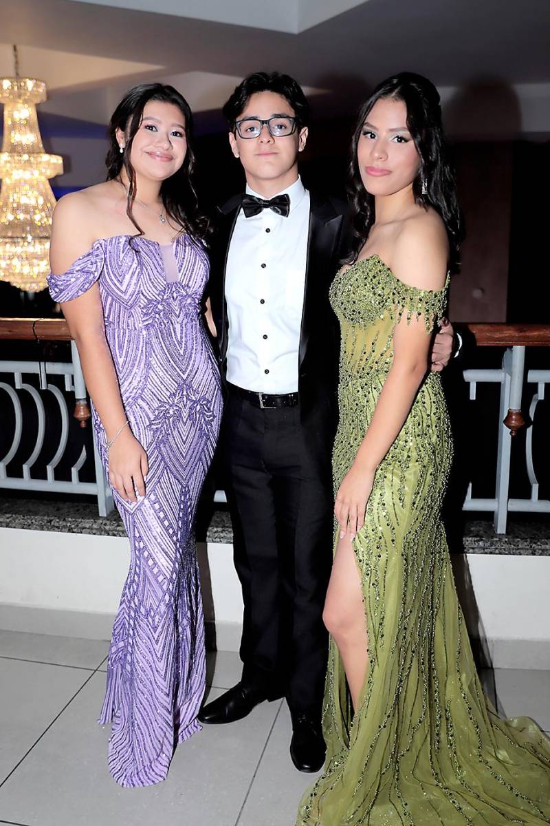 Fiesta de la prom 2024 del San José del Carmen