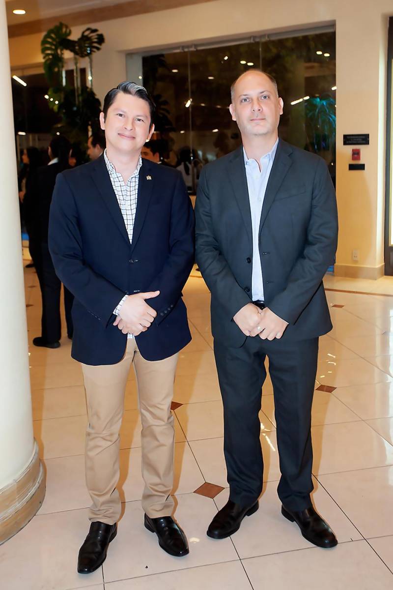 Jairo Mejía y Henning Kretschmer.