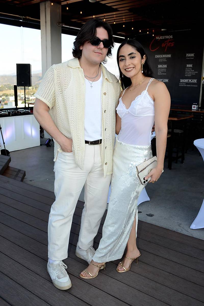 Así se vivió la White Party de Finca 8 y Galeano