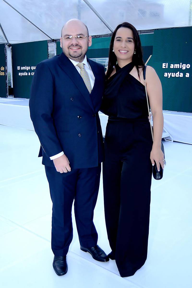 Raúl Salgado y Lilian Sandoval.