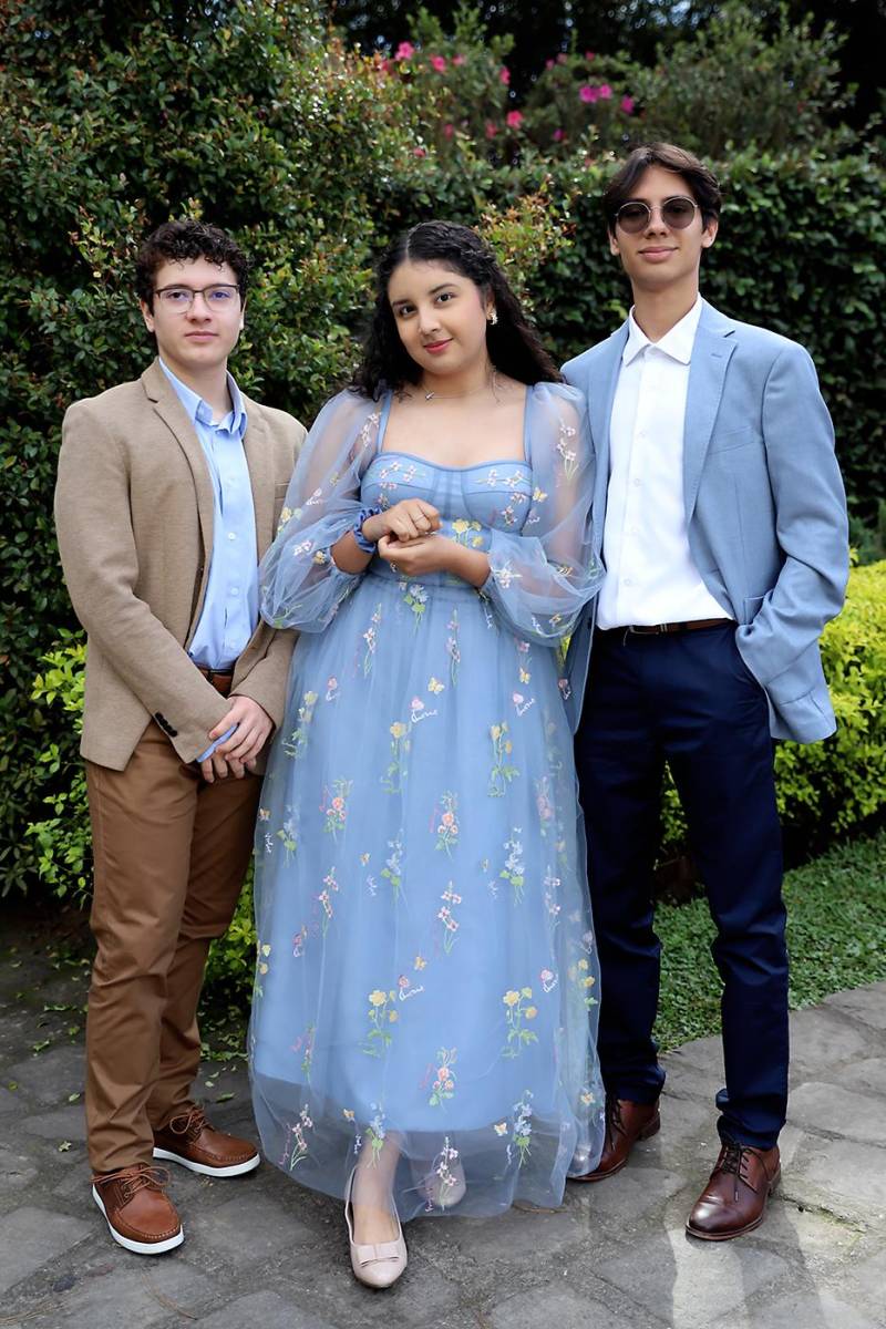 Rodrigo León Gómez, Tiara Vijil y Gabriel Almendares.