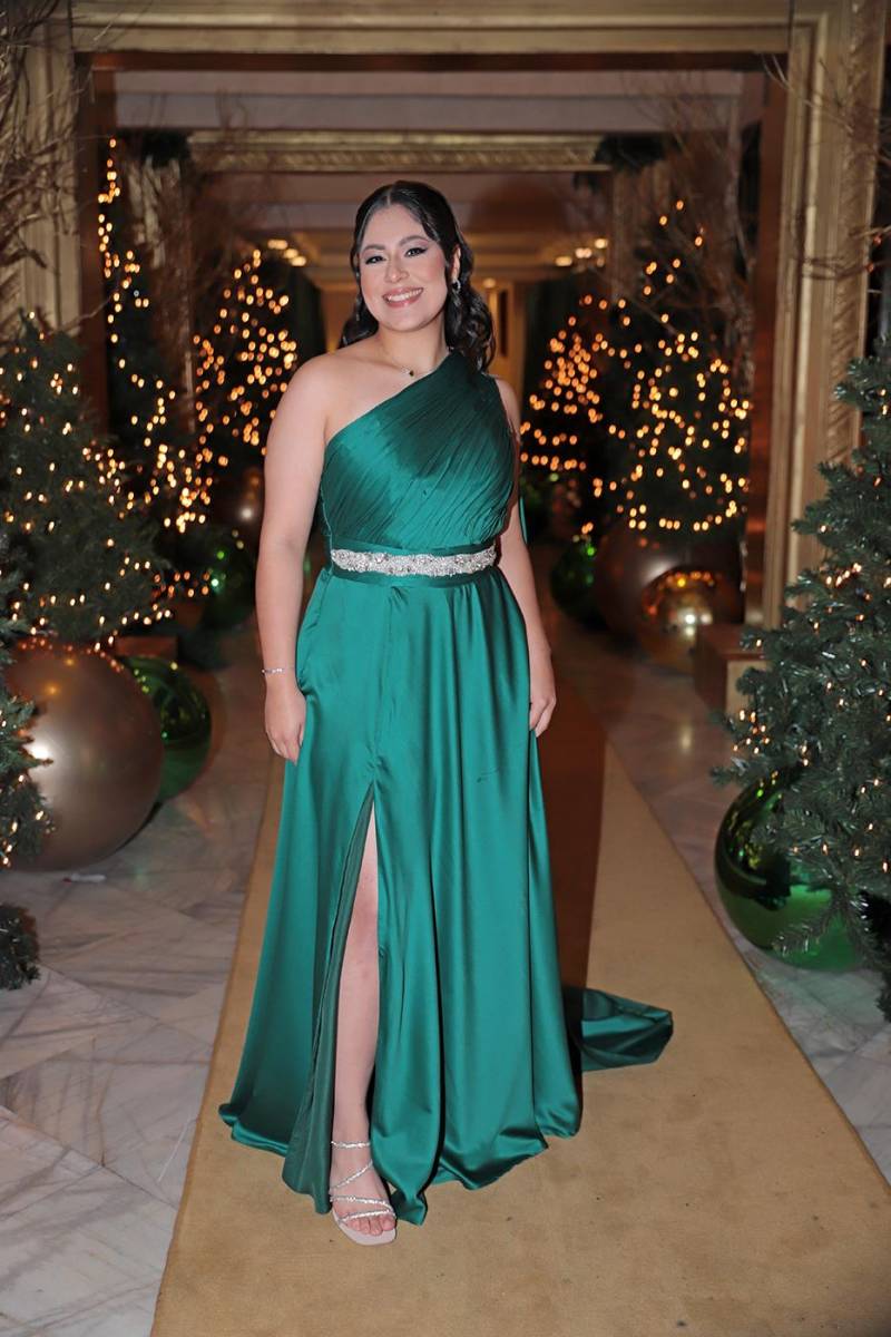 Looks de la prom 2024 del Instituto Sagrado Corazón