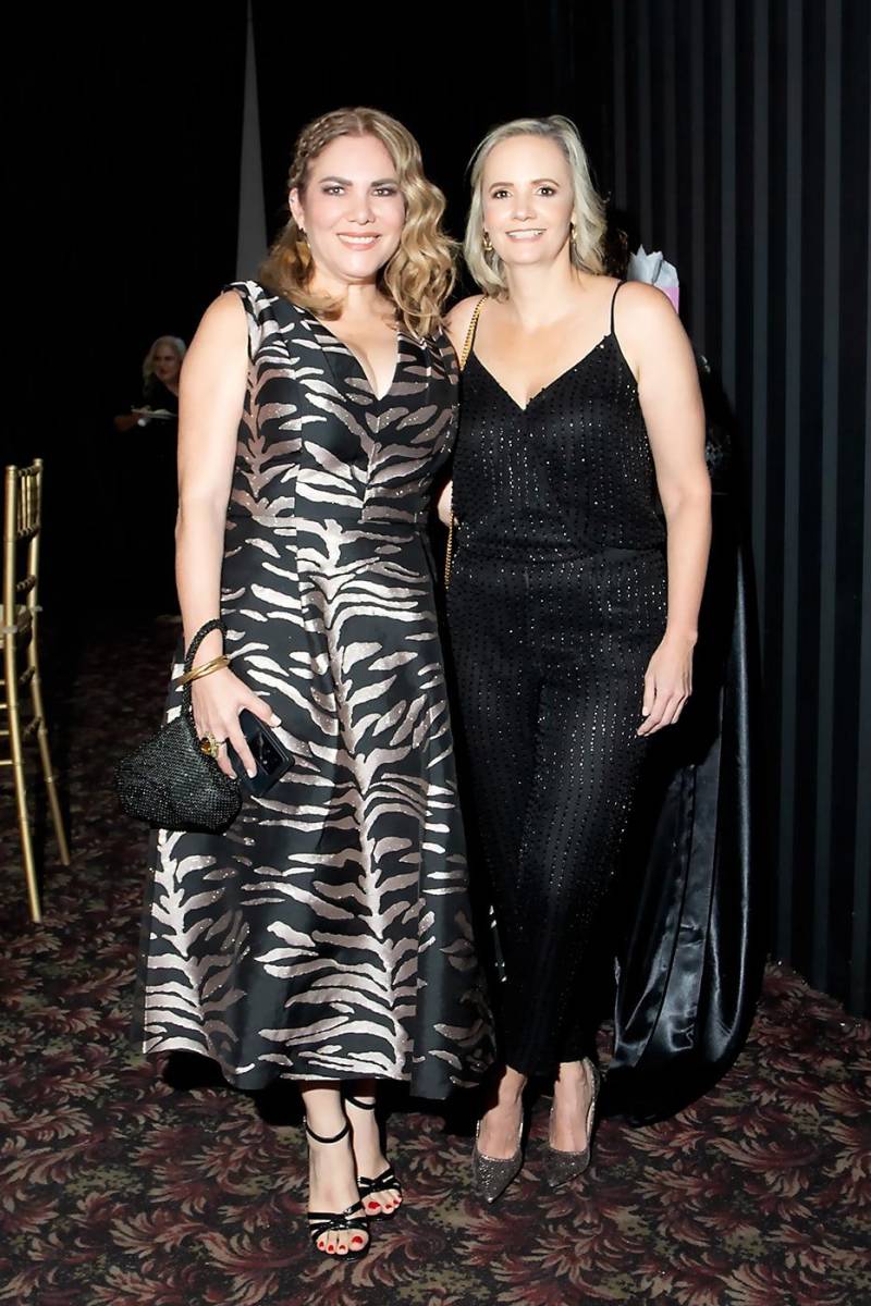Jessica Lara-Cálix y Claudia Cálix.