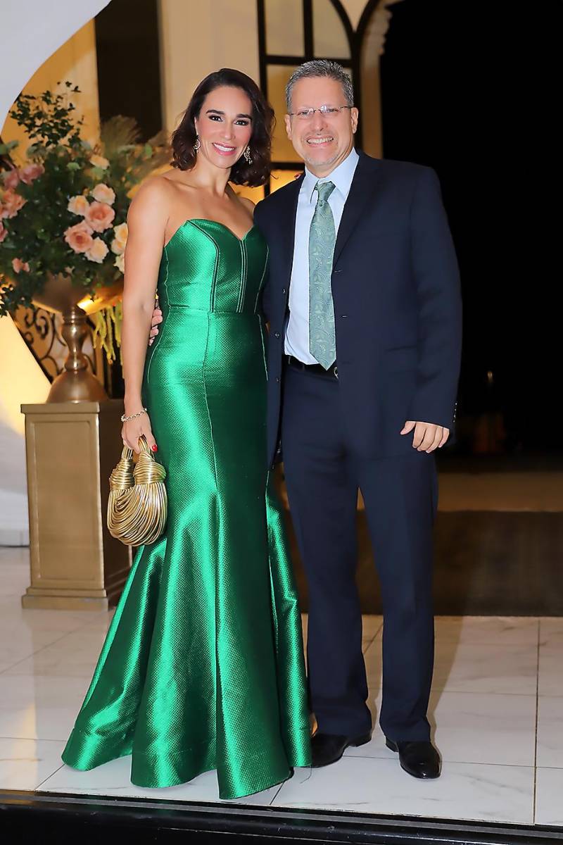 Así fue la boda de Próspero Castellanos y María Isabel Simón