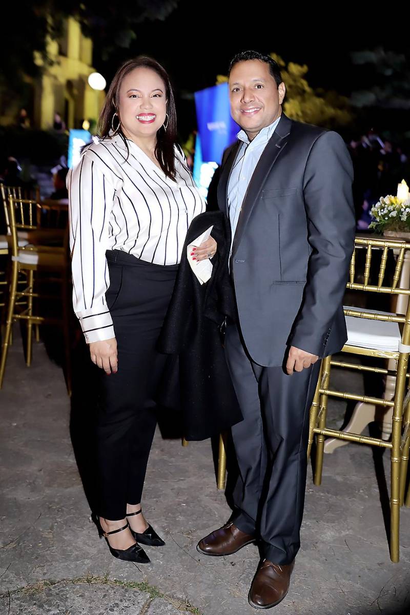 Jenny Aguiriano y Martin Suazo 