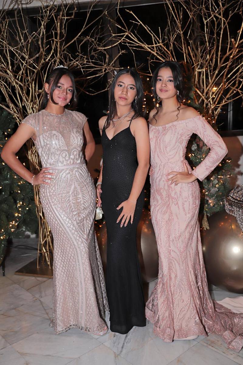 Fiesta de la prom 2024 del Instituto Sagrado Corazón