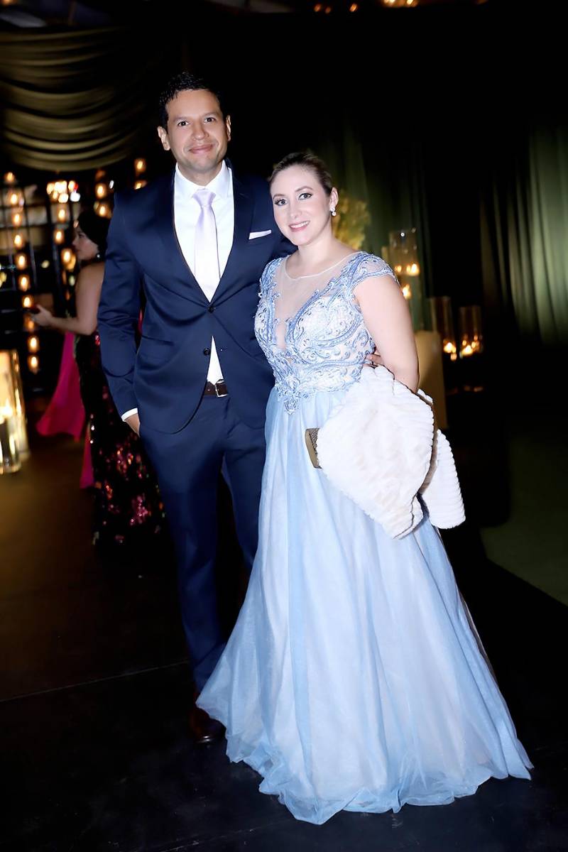 Fiesta nupcial de Allison Rivera y José Armando Erazo