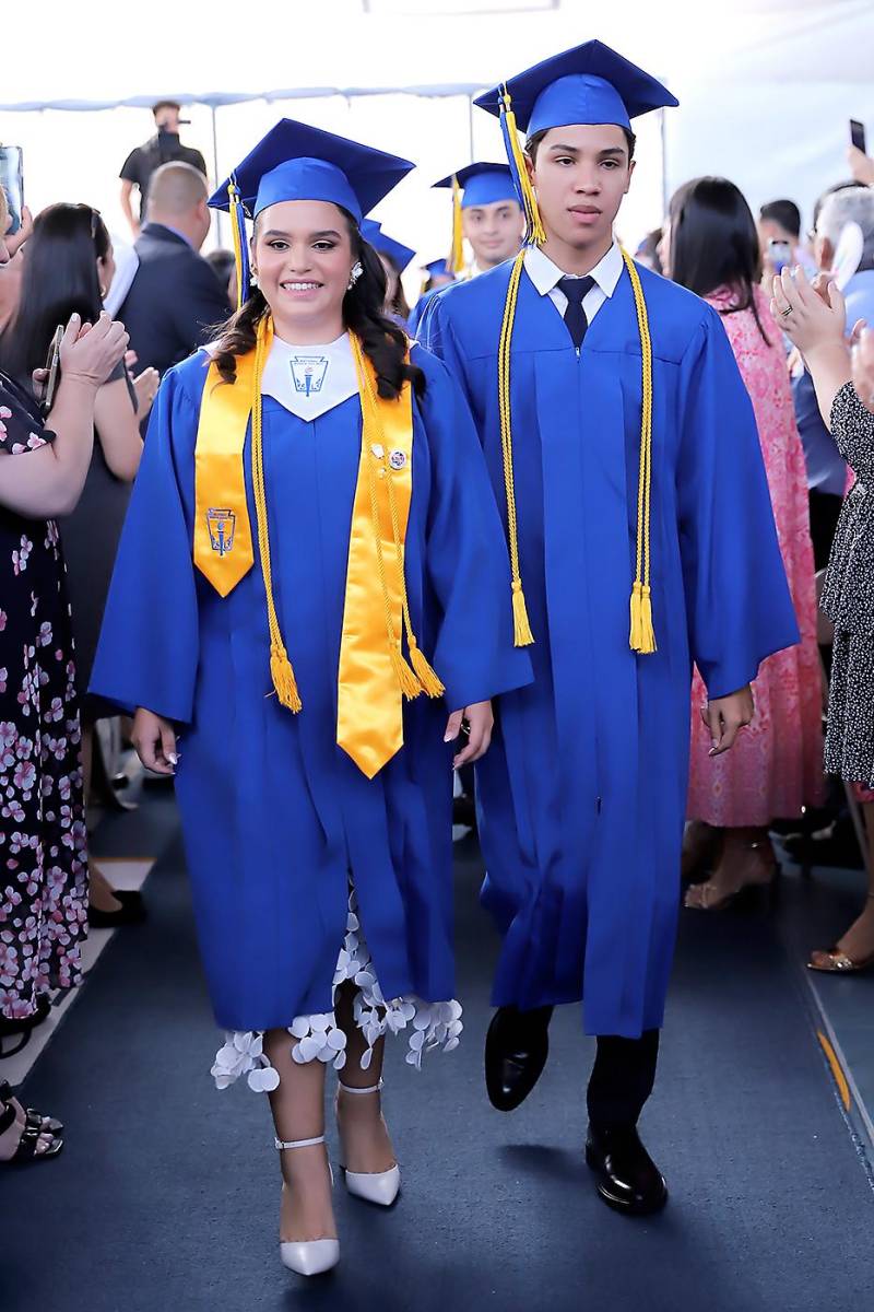 Mariana Rodríguez y Joel López