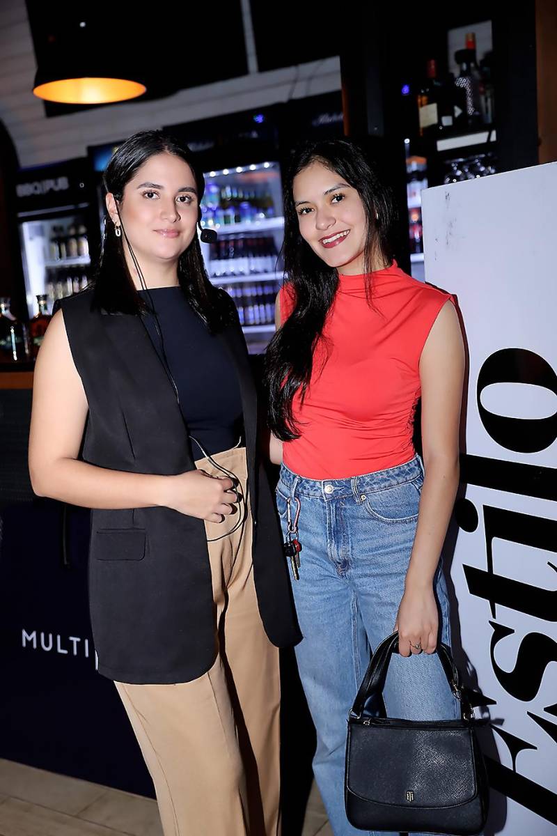 María José Sánchez y Linda Valle. 