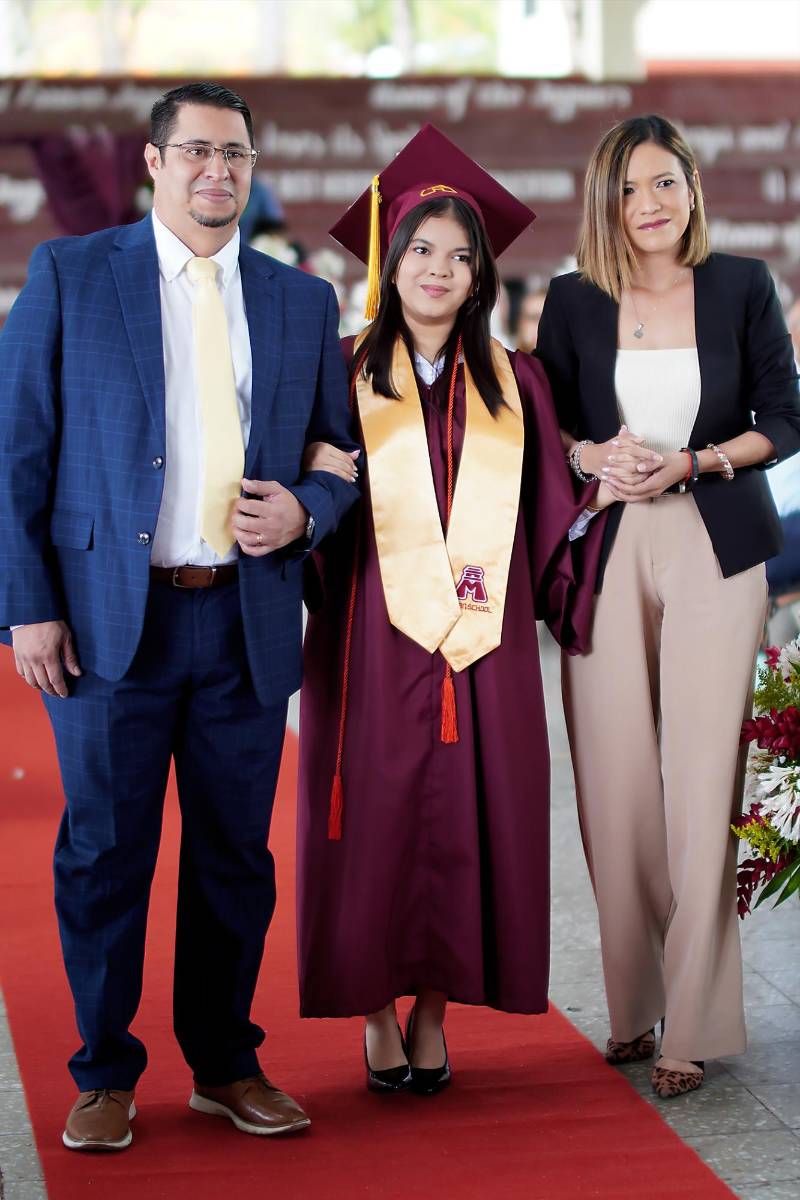 Graduación de los seniors 2026 de Mayan School