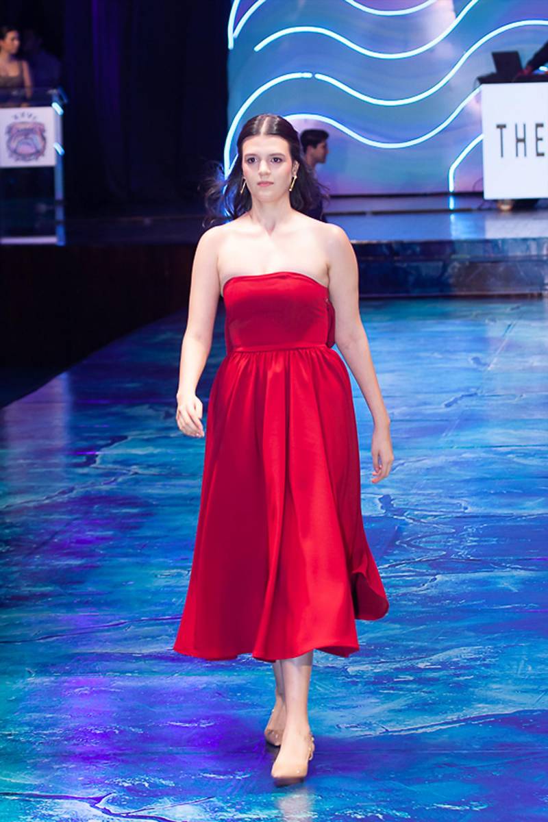 Senior Fashion Show 2026 de la Escuela Internacional Sampedrana, parte 3