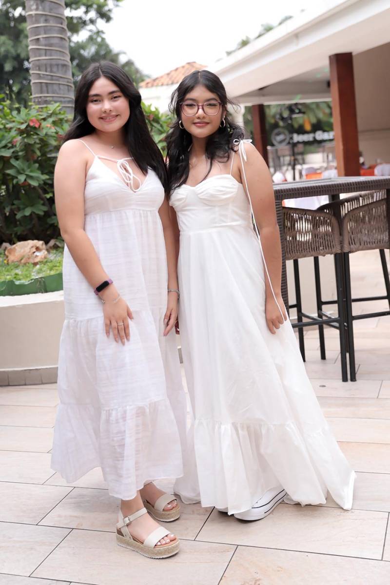 Lily Narvaez y Rossana Montoya