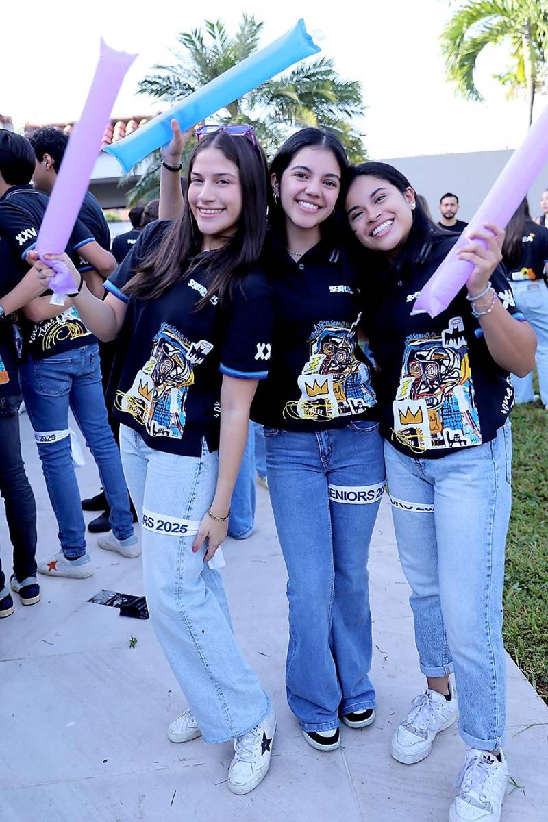 Sophie Fajardo, Sury Cruz y María José Aguilar.
