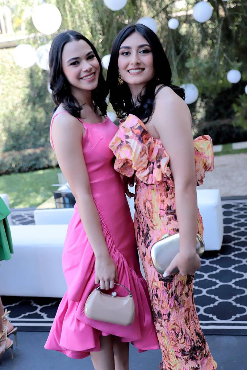 Elena Danzilo y Cristina Laínez.