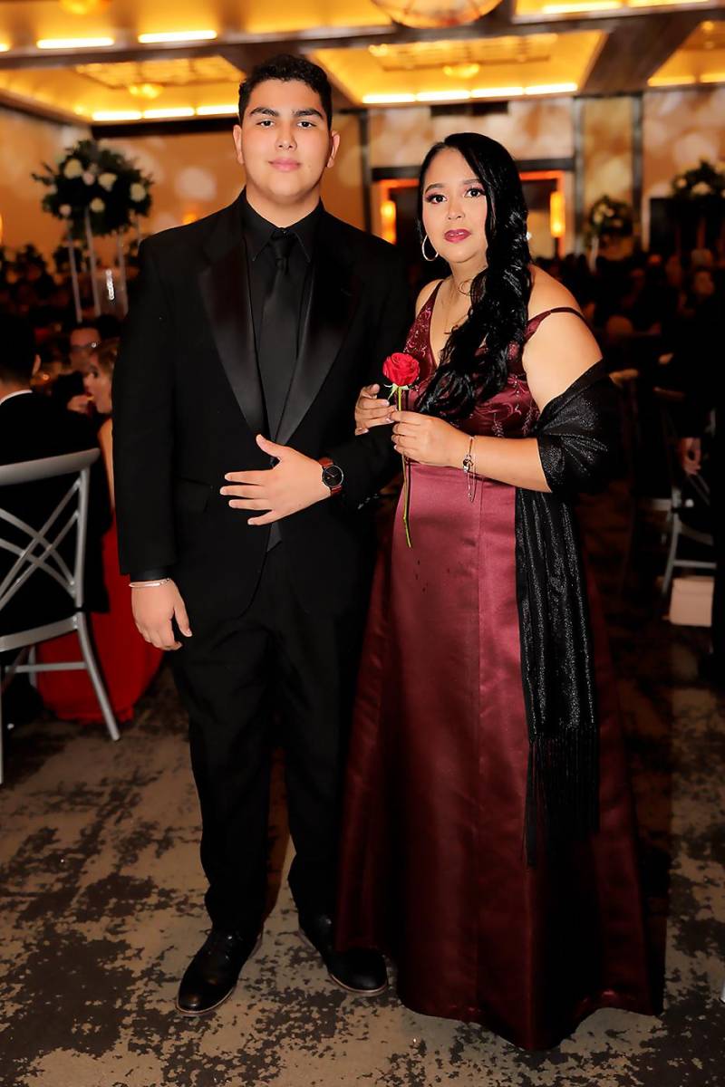Mauricio García y Lesly Ayala.