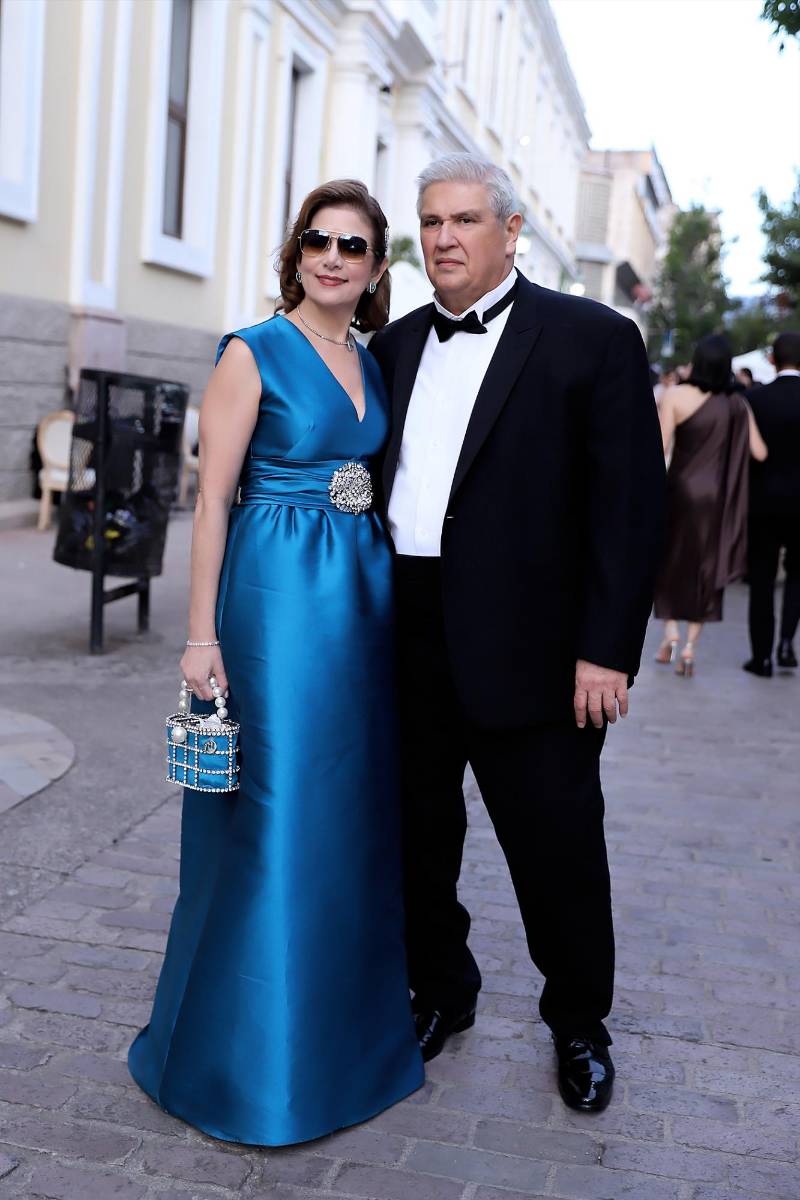 Así fue la boda eclesiástica de Ivana Lagos y Jacobo Waincier Canahuati