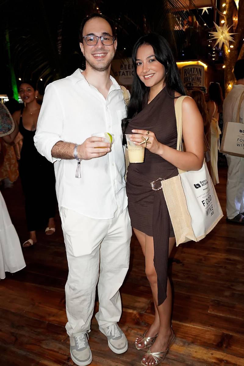 Delia Carías y Camilo Vega.