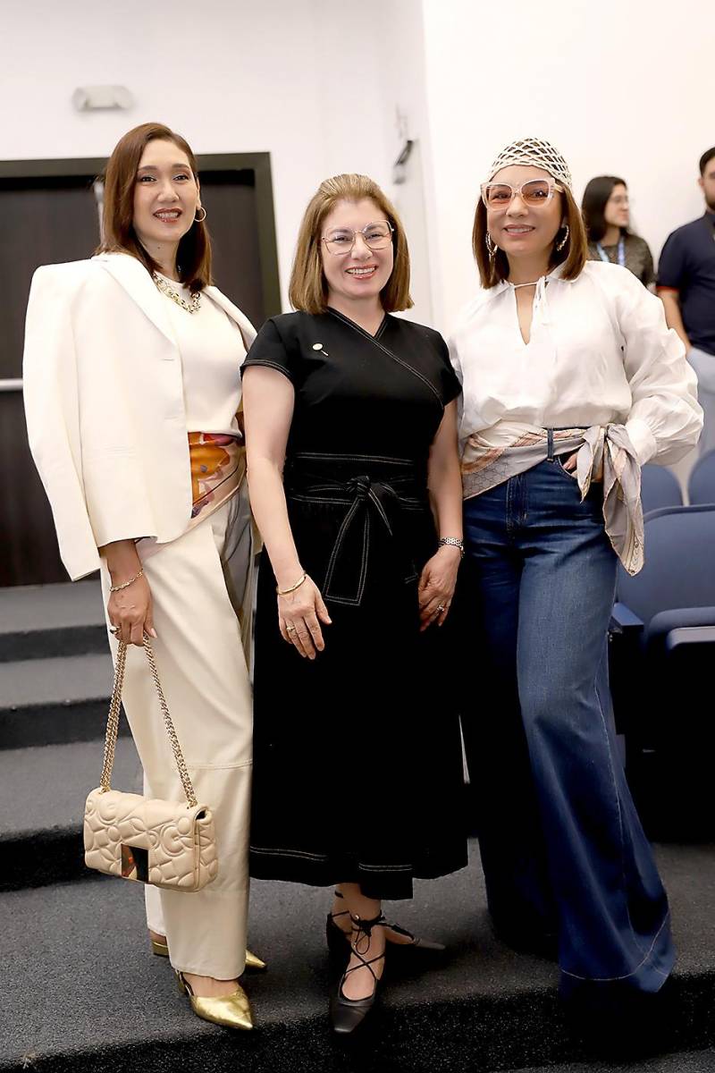 Nineth Espinoza, Gladys González y Sandra Noguera. 