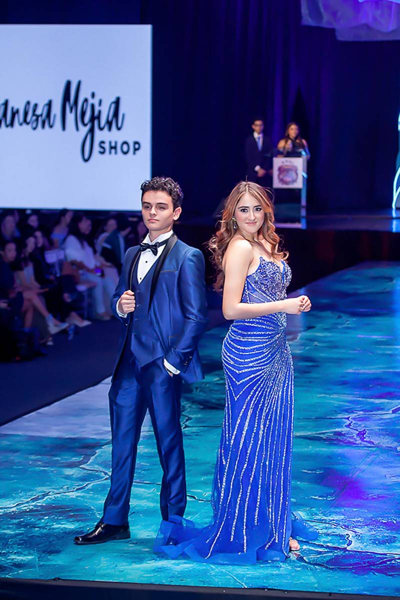 Senior Fashion Show 2026 de la Escuela Internacional Sampedrana, parte 1