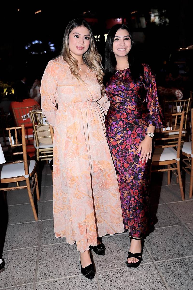 Isabella Rivas y Daniela Oliva.