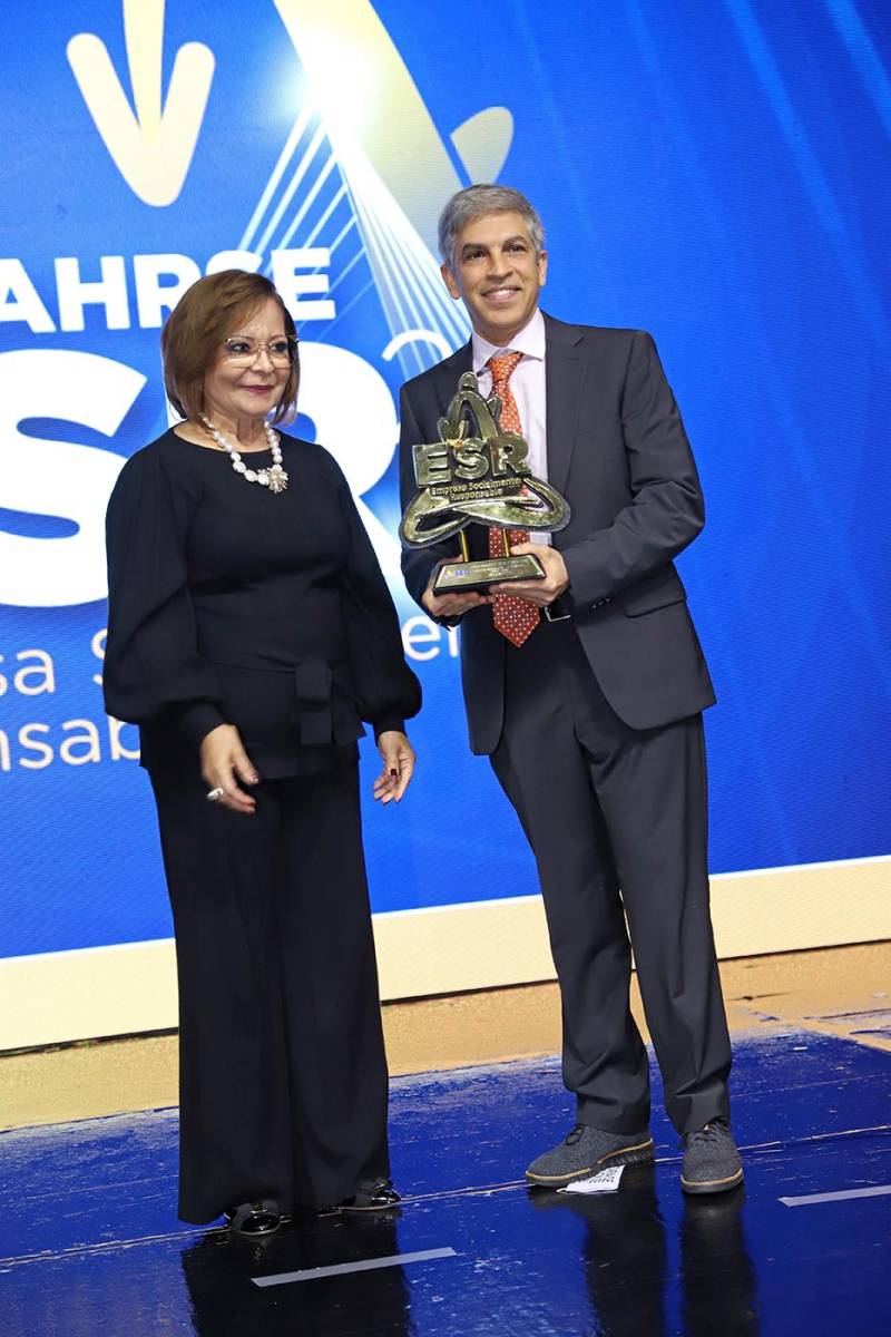 FUNDAHRSE premia a empresas socialmente responsables