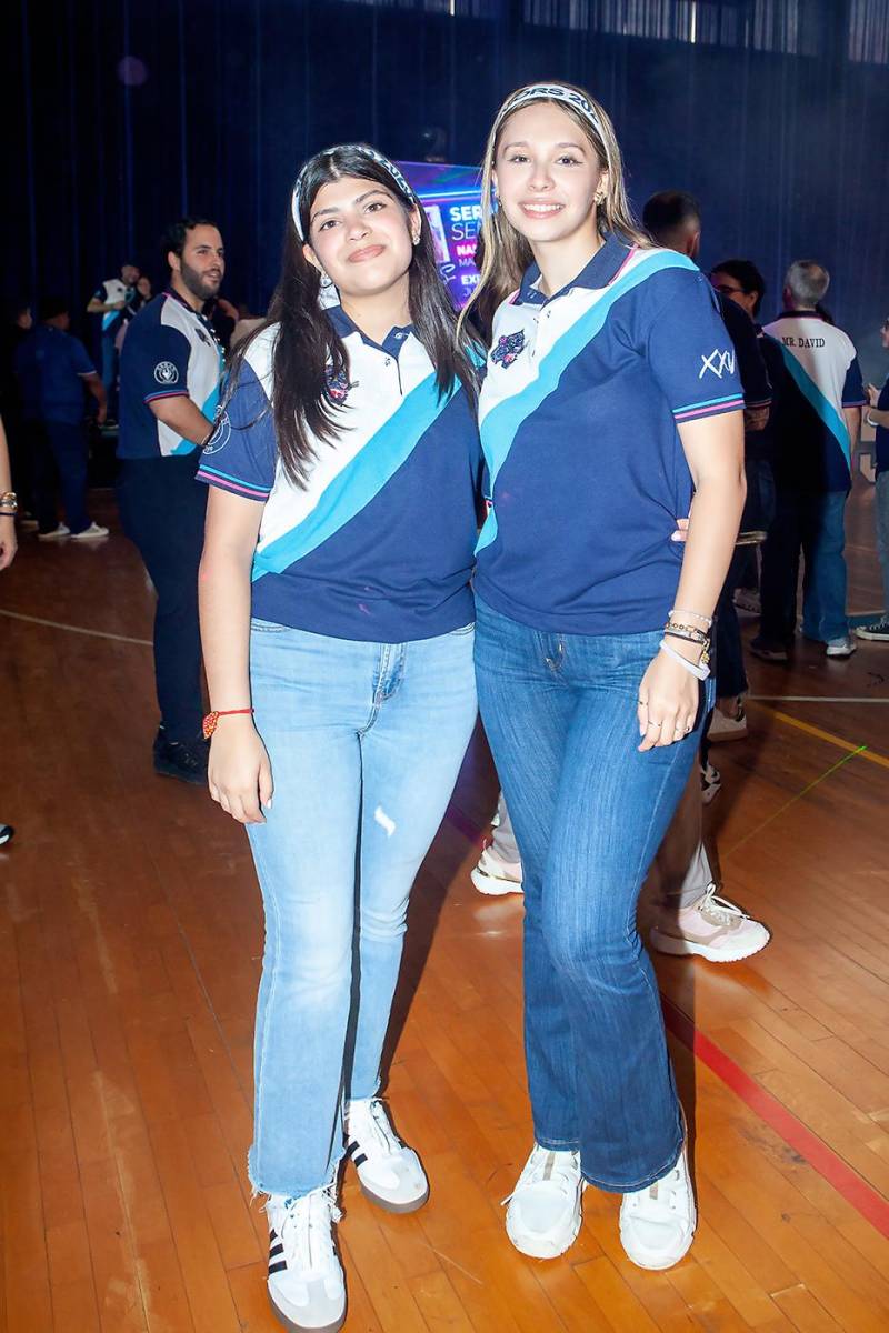 Emely Contreras y Camila Figueroa.