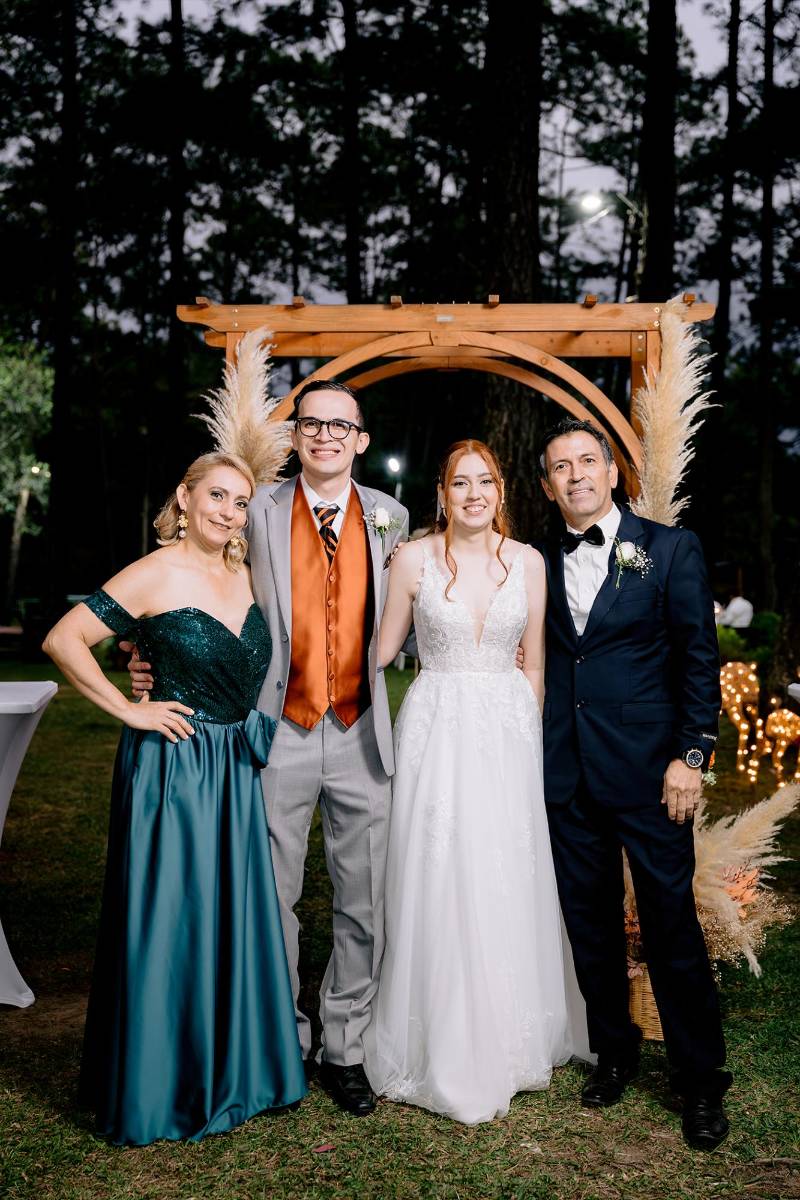 Karla Bonilla, Miguel Blanco, Valery García y Juan de Dios García.