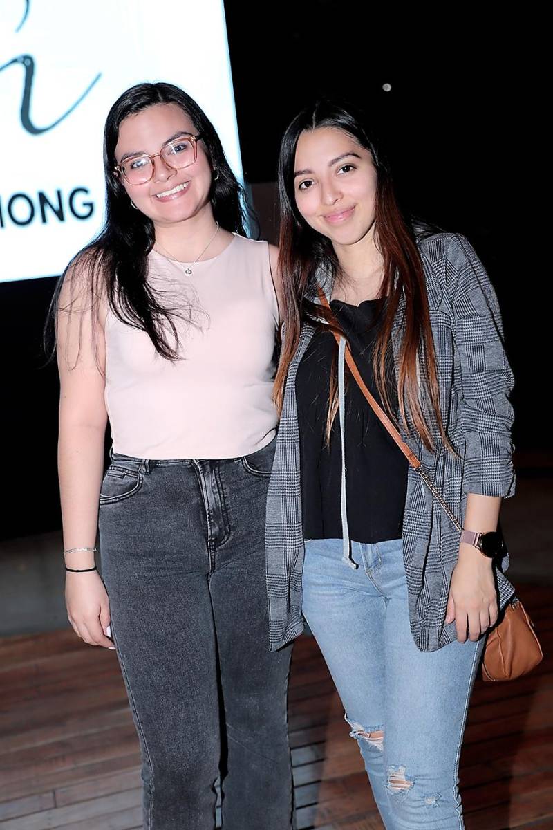 Alejandra Hernández y Mariela Sosa.