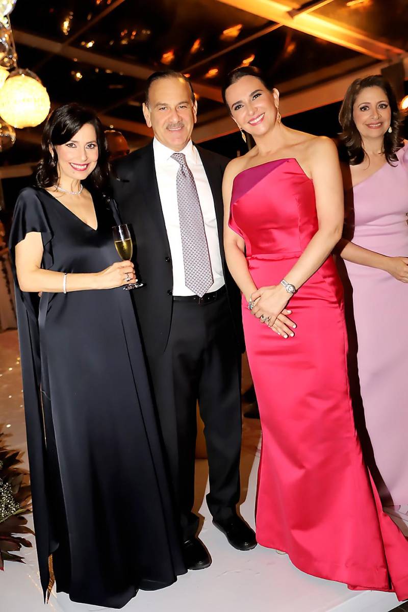 Tatiana y Eduardo Kafati con Vivianne y Susi Atala