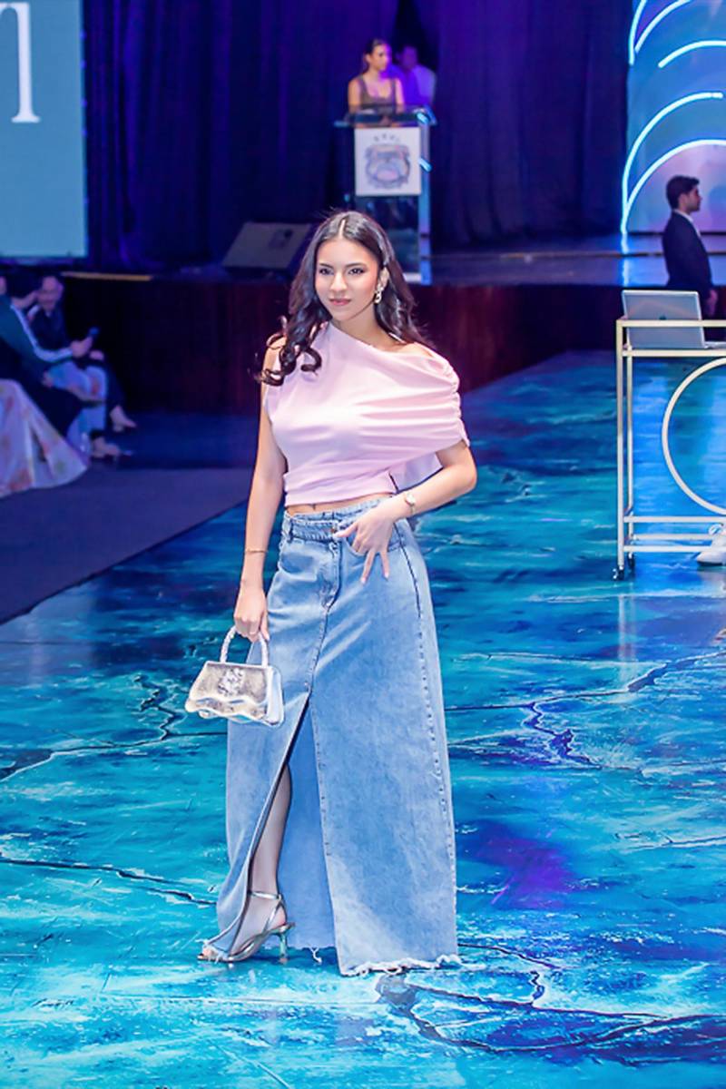 Senior Fashion Show 2026 de la Escuela Internacional Sampedrana, parte 1