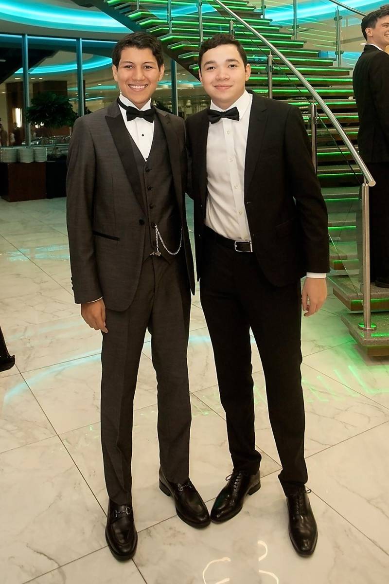 Kristian Mathis y Diego Velásquez.