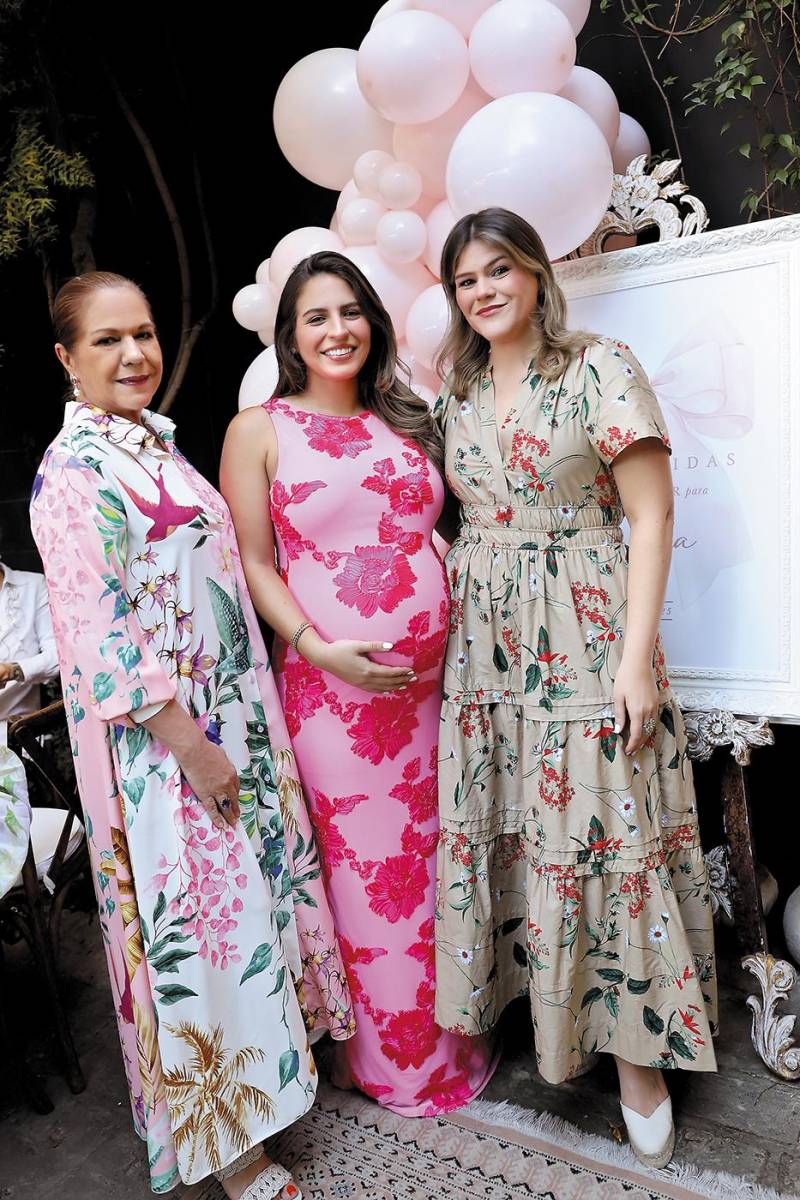 Vilma Agüero, Lorella Herzog y María José Agüero