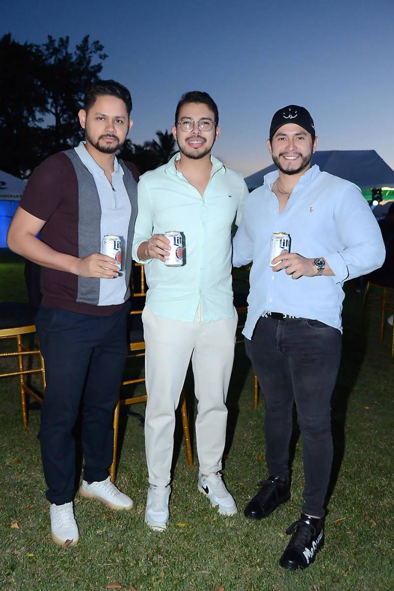Christian Oviedo, Eduardo Idiaquez y Claudio Lezama.