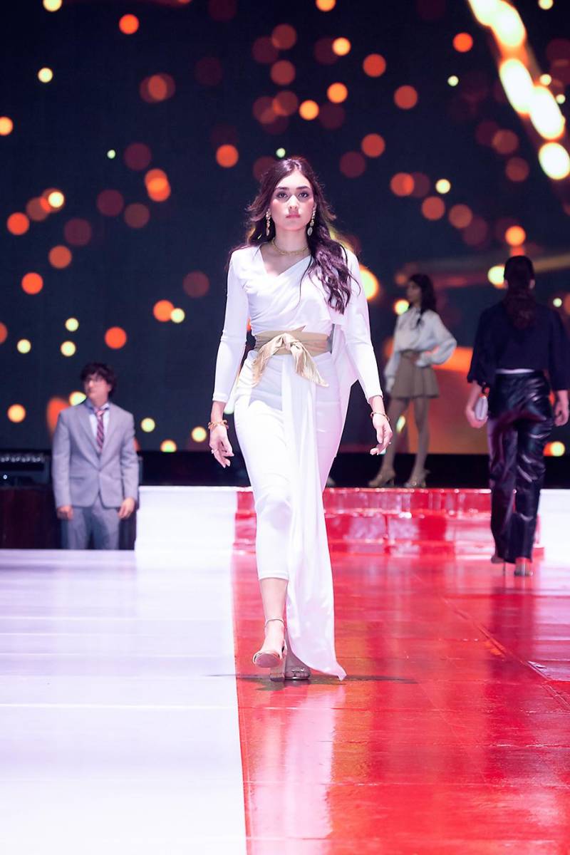 Senior Fashion Show “Ace of Style” de la Escuela Internacional Sampedrana 2025