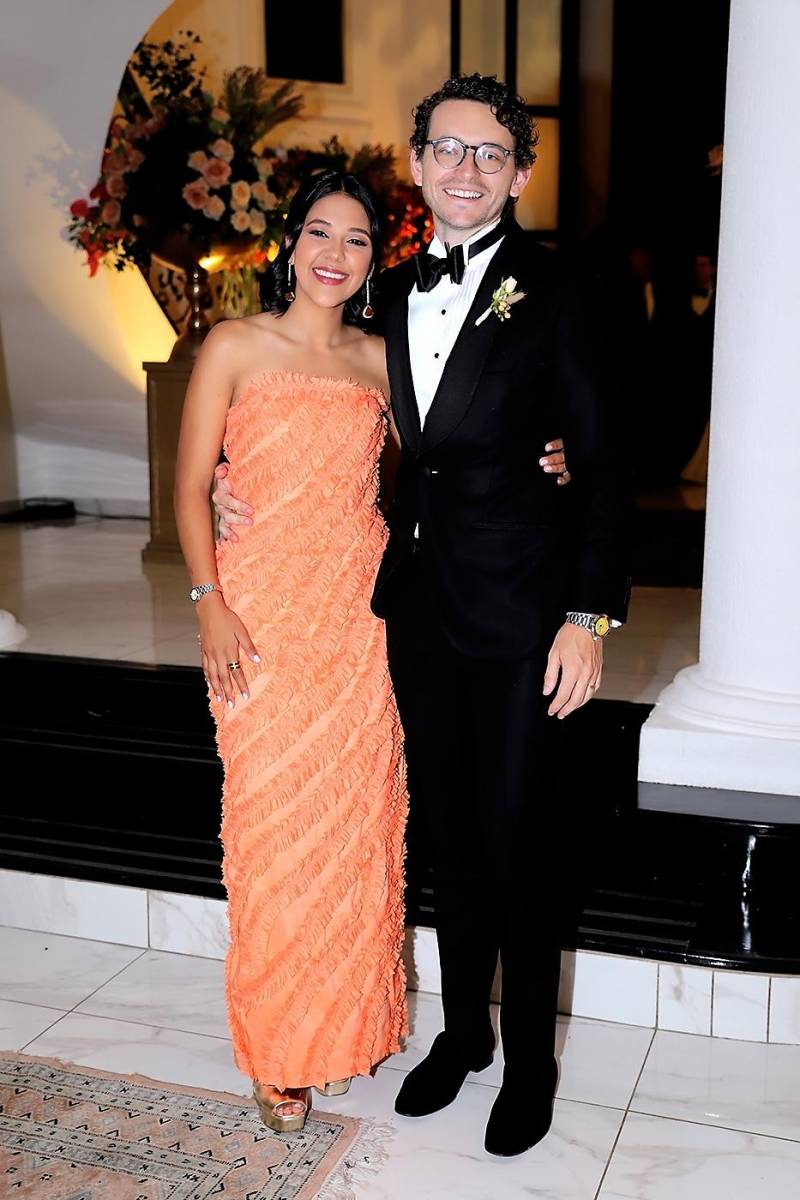 Así fue la boda de Próspero Castellanos y María Isabel Simón