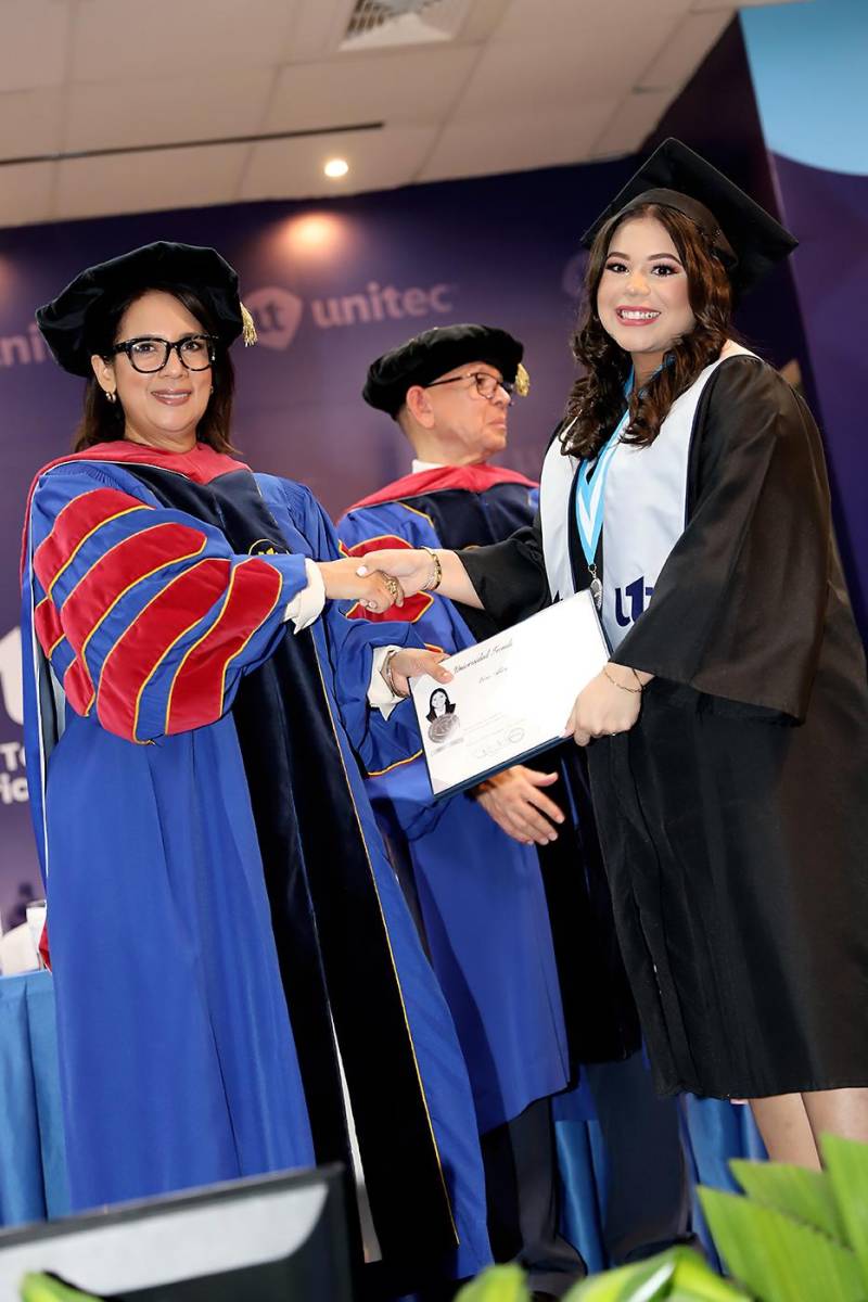 Graduaciones de Pregrado de UNITEC TGU 2025