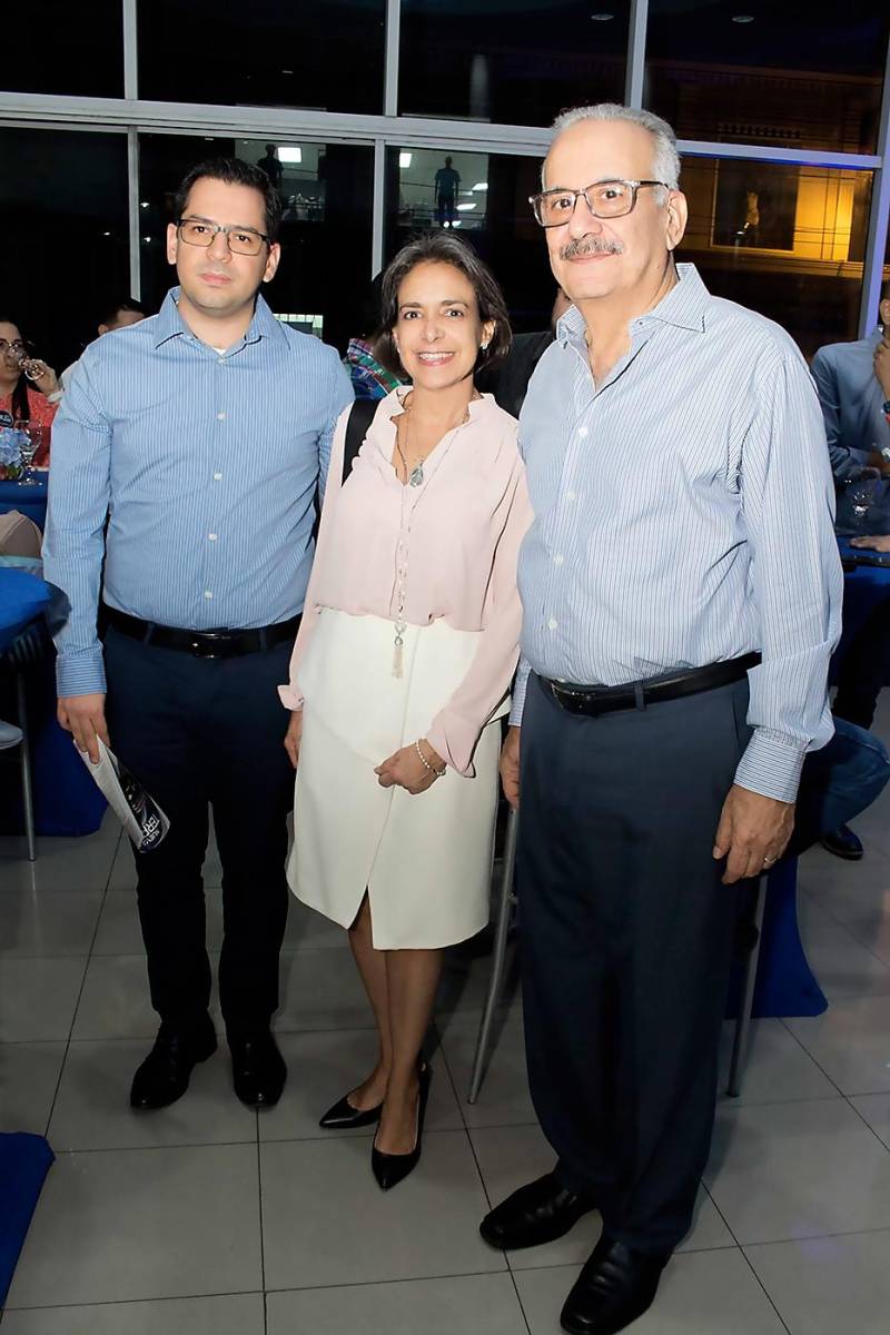 Juan Carlos García, Gabriela Chicas y Rafael Kafie