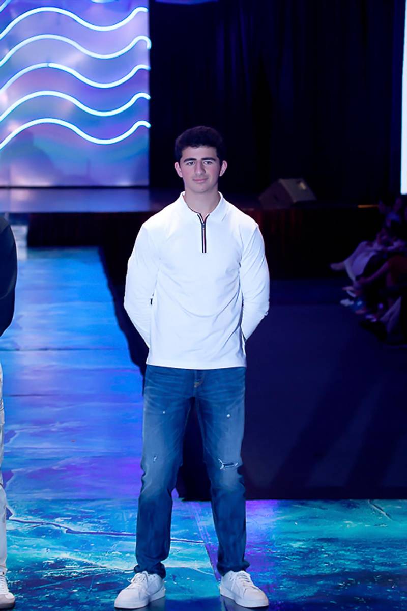 Senior Fashion Show 2026 de la Escuela Internacional Sampedrana, parte 2